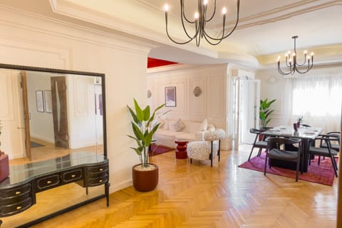 Basic Apartment | Interior