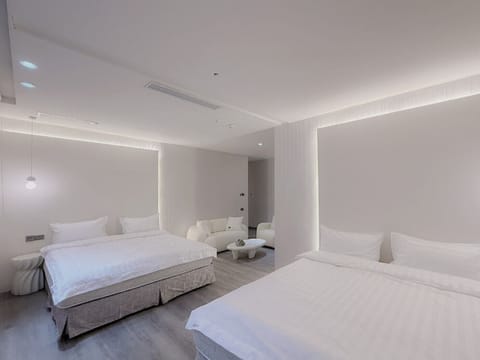 Family Quadruple Room, 2 Double Beds, Non Smoking, Private Bathroom | Premium bedding, down comforters, memory foam beds, desk