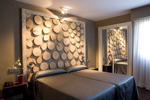 Double or Twin Room | Free WiFi