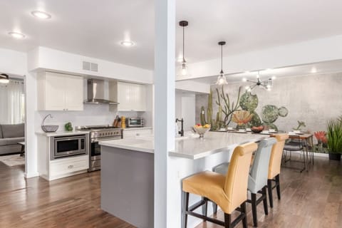 House | 4 bedrooms, Internet