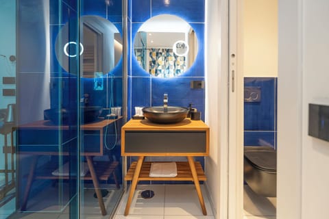 Luxury Studio Suite, Balcony, Sea View | In-room safe, desk, free WiFi