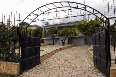 House | 2 bedrooms