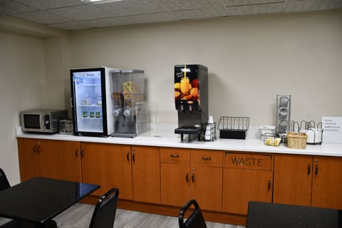 Free continental breakfast