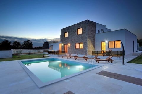 Villa | Pool