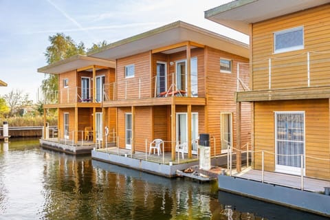 Mobile Home | Exterior
