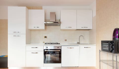 House, 2 Bedrooms, Balcony, Garden View | Interior