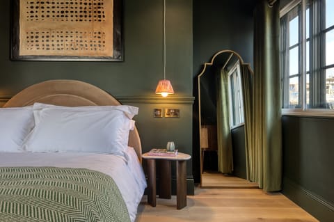 Superior Double Room | In-room safe, individually decorated, individually furnished