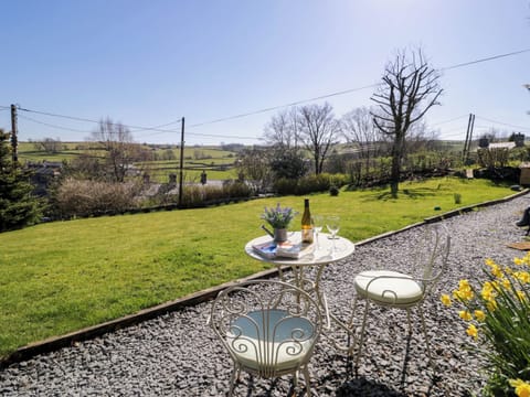 Cottage | Outdoor dining