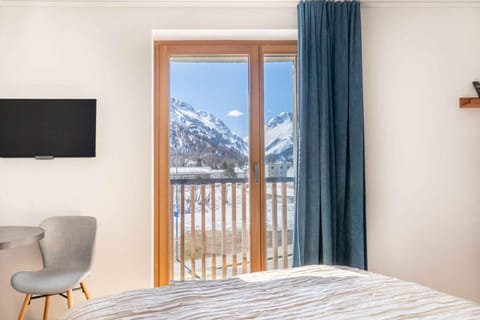 Basic Double Room, Mountain View | Mountain view