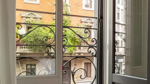 Urban Chic | View from room