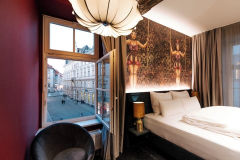 Fantastic Room | In-room safe, desk, free WiFi