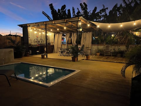 Outdoor pool, sun loungers