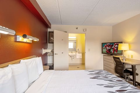 Superior Room, 1 King Bed, Accessible (Roll-In Shower, Smoke Free) | Pillowtop beds, desk, blackout drapes, WiFi (free)