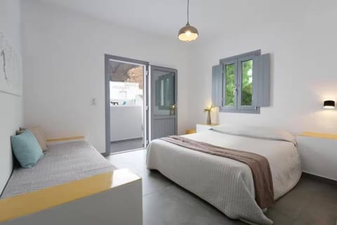 Superior Triple Room | In-room safe, free WiFi, bed sheets