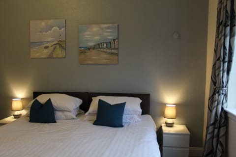 Free cribs/infant beds, free WiFi, bed sheets