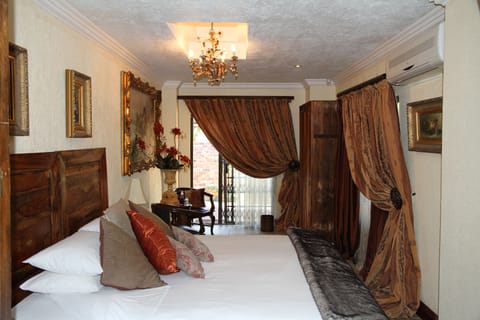 Executive Double or Twin Room, Patio, Garden View | In-room safe, blackout drapes, free WiFi
