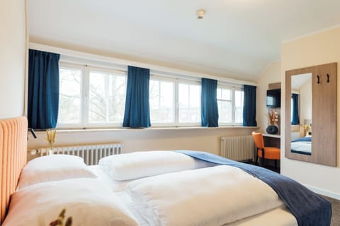 Desk, laptop workspace, free WiFi