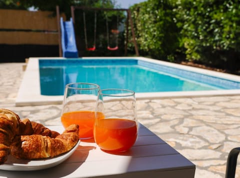 House (Holiday Home Krnić) | Outdoor pool