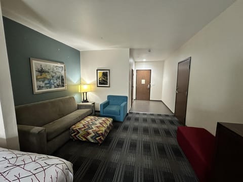 Desk, iron/ironing board, free cribs/infant beds, free WiFi