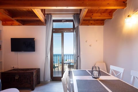 Comfort Apartment, Balcony, Sea View | Living area | Flat-screen TV