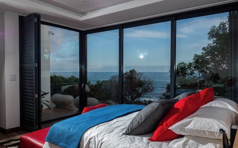 Superior Double or Twin Room, Balcony, Sea View | Egyptian cotton sheets, premium bedding, minibar, in-room safe