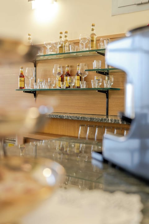Apartment | Bar (on property)