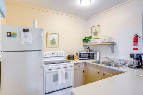 Apartment (0 Bedroom) | Interior