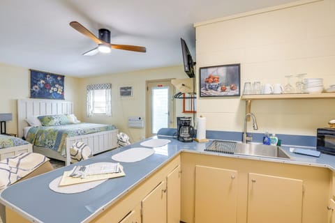 Apartment (0 Bedroom) | Interior