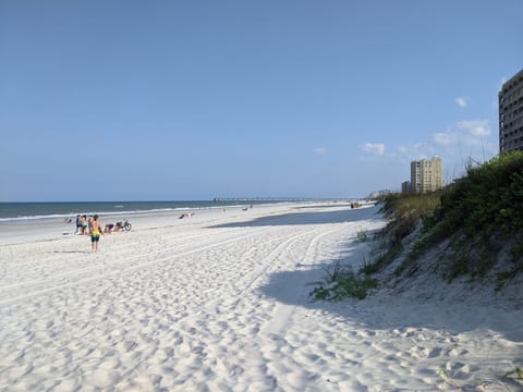 House, 3 Bedrooms | Beach