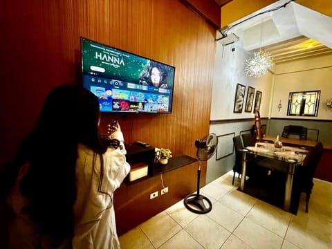 Apartment, 1 Bedroom, Accessible, Smoking | Room amenity