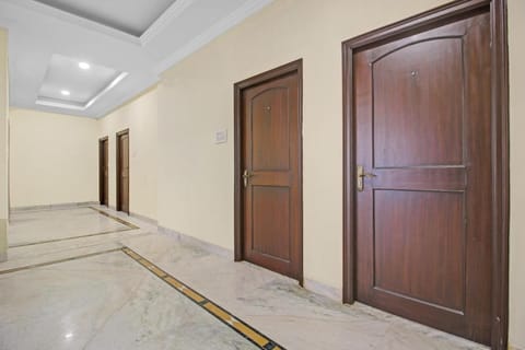 Classic Double Room, 1 Bedroom | Living area