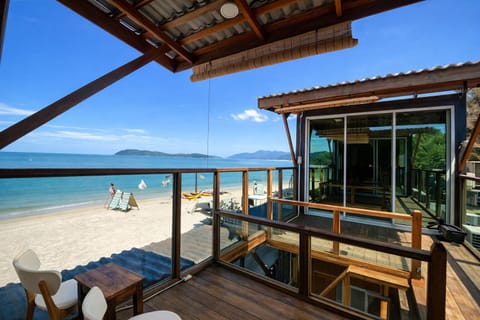 Deluxe Suite, Sea View | Terrace/patio