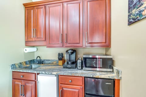 Apartment (0 Bedroom) | Interior