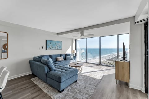 Condo, 3 Bedrooms | Living area | Smart TV, streaming services