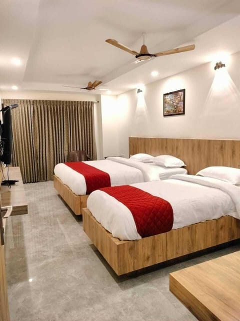 Comfort Room | Desk, free WiFi, bed sheets