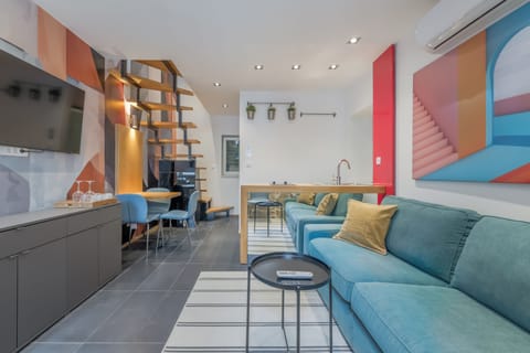 Apartment, 2 Bedrooms | Private kitchenette | Coffee/tea maker