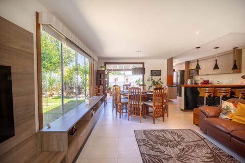 Deluxe House, 4 Bedrooms, Private Pool | Interior