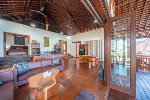 Villa, 2 Bedrooms, Ocean View | Living room