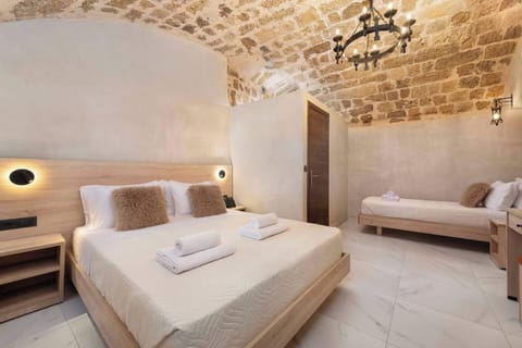 Room | Soundproofing, free WiFi