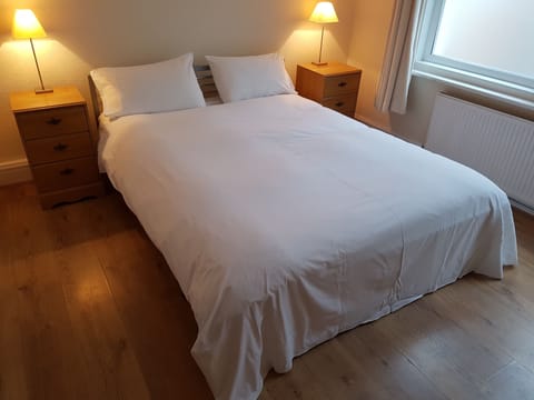 Double Room with Private Bathroom | Free WiFi, bed sheets