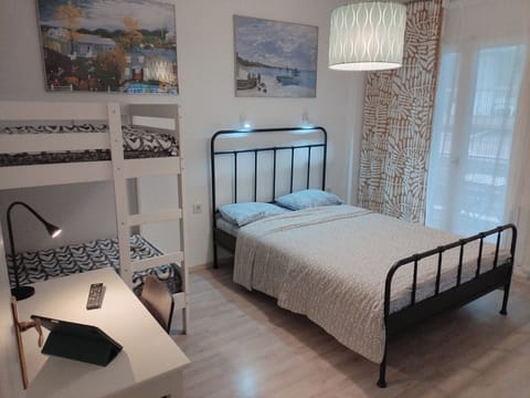 Apartment | 2 bedrooms, free WiFi, bed sheets