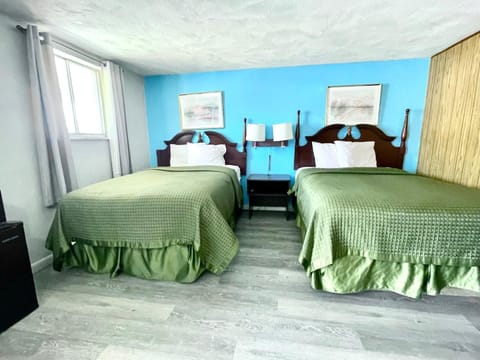 Room, 2 Bedrooms | Desk, rollaway beds, free WiFi, bed sheets