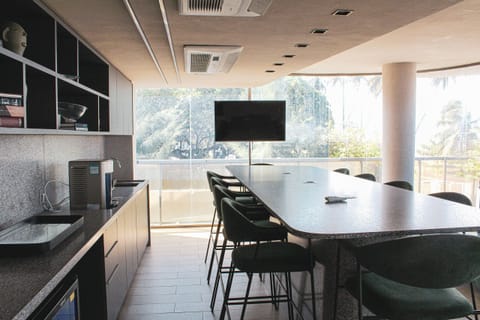 Luxury Apartment | Dining