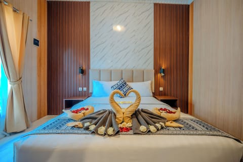 Standard Double Room | Minibar, desk, free WiFi, bed sheets