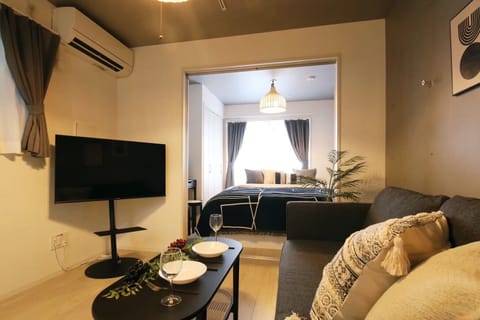 Basic Apartment | 1 bedroom, blackout drapes, iron/ironing board, free WiFi