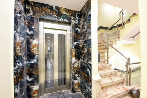 Elevator