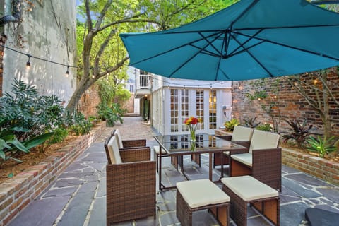 Superior Townhome, Courtyard View | Terrace/patio