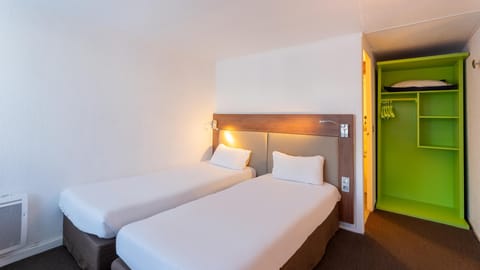 Standard Room, 2 Twin Beds | Desk, soundproofing, iron/ironing board, free cribs/infant beds