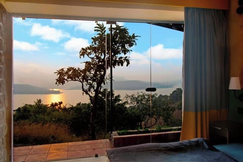Superior Cottage with Lake View | View from room
