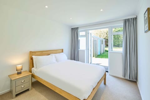 House, Accessible | 2 bedrooms, desk